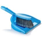 პატარა ცოცხი აქანდაზით